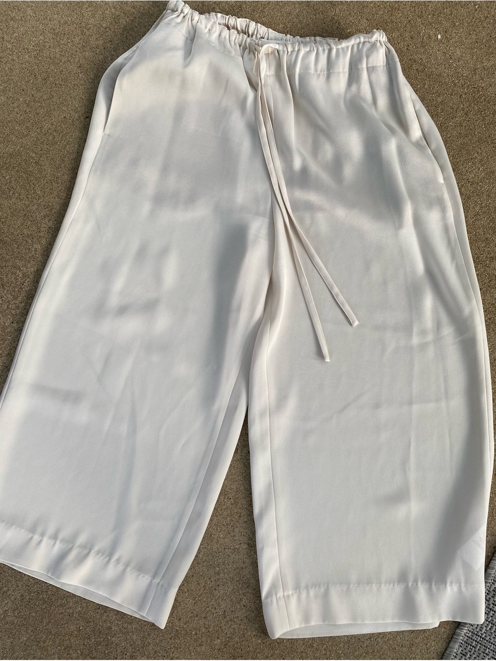 Vince Cream Drawstring Silky Soft Capris